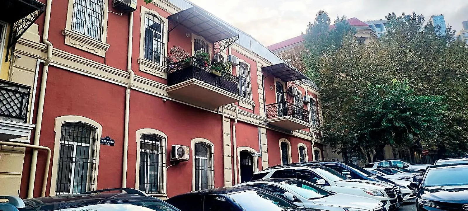 Lägenhet Vip-Апартаменты В Старом Городе Baku